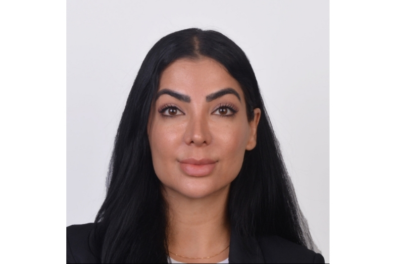Meet Najin Vossooghi, DDS in Homewood